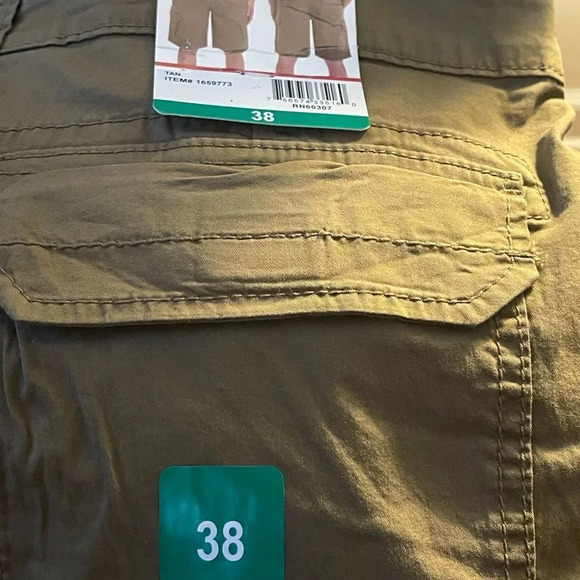 NEW Unionbay Men's Flex Waist Cargo Shorts Tan 38 - Picture 10 of 12